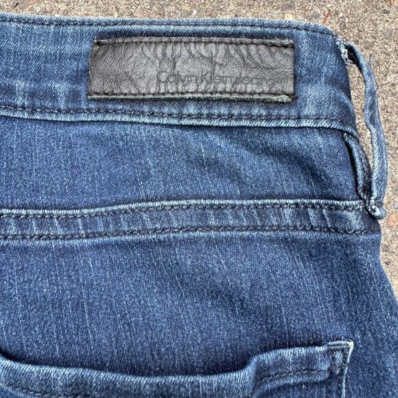 Calvin Klein Straight Jeans Mid Rise‎ Pockets Denim Dark Wash Womens Size 4X30 - Picture 4 of 6